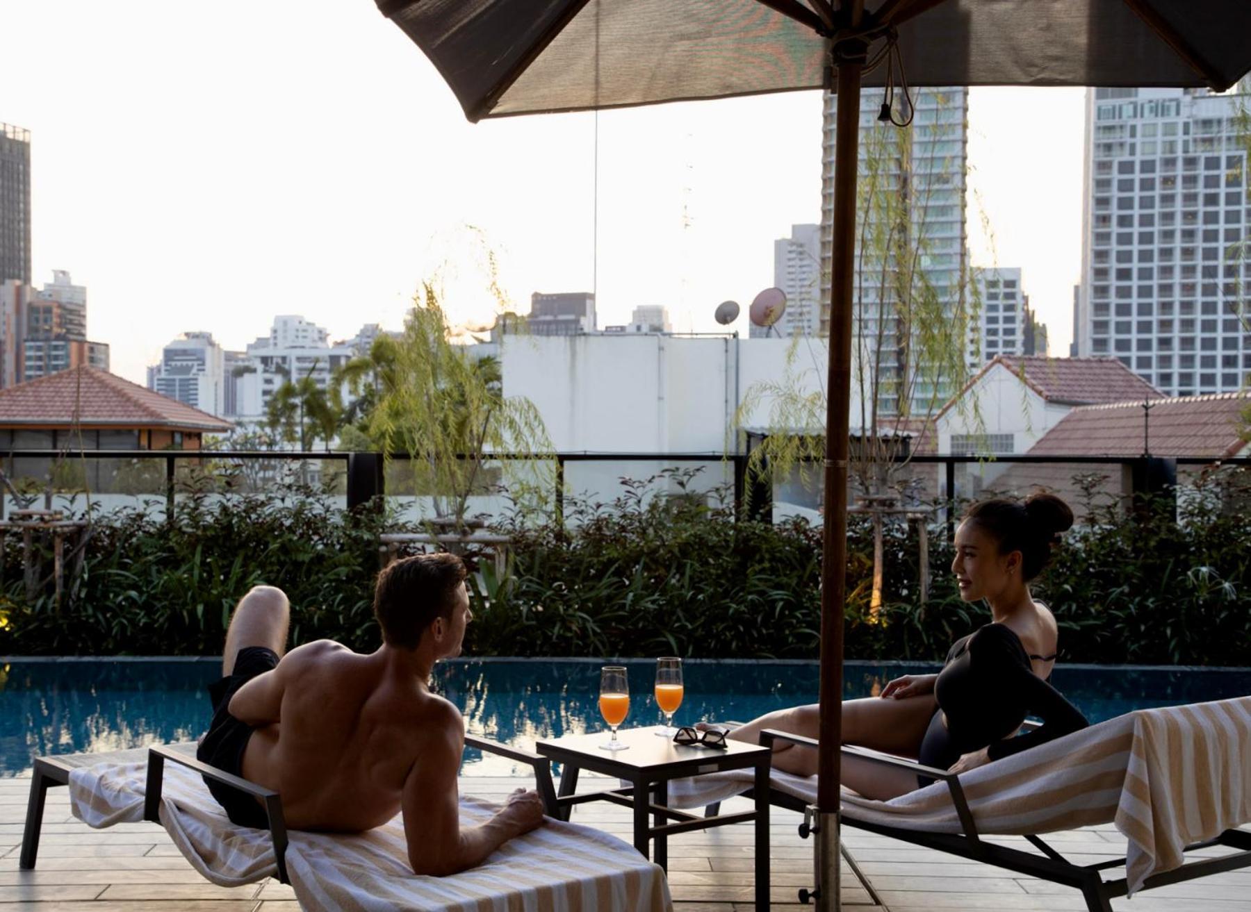 Walton Suites Sukhumvit Banguecoque Exterior foto