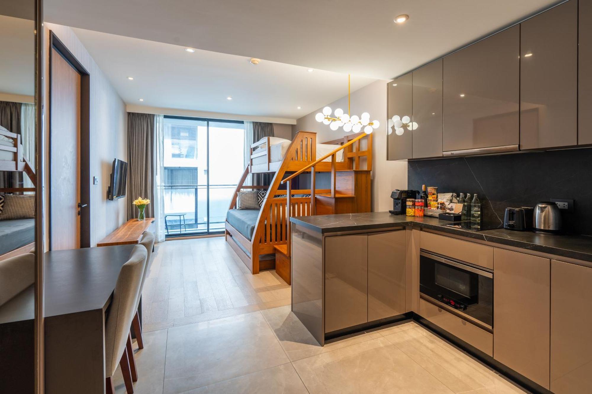 Walton Suites Sukhumvit Banguecoque Exterior foto