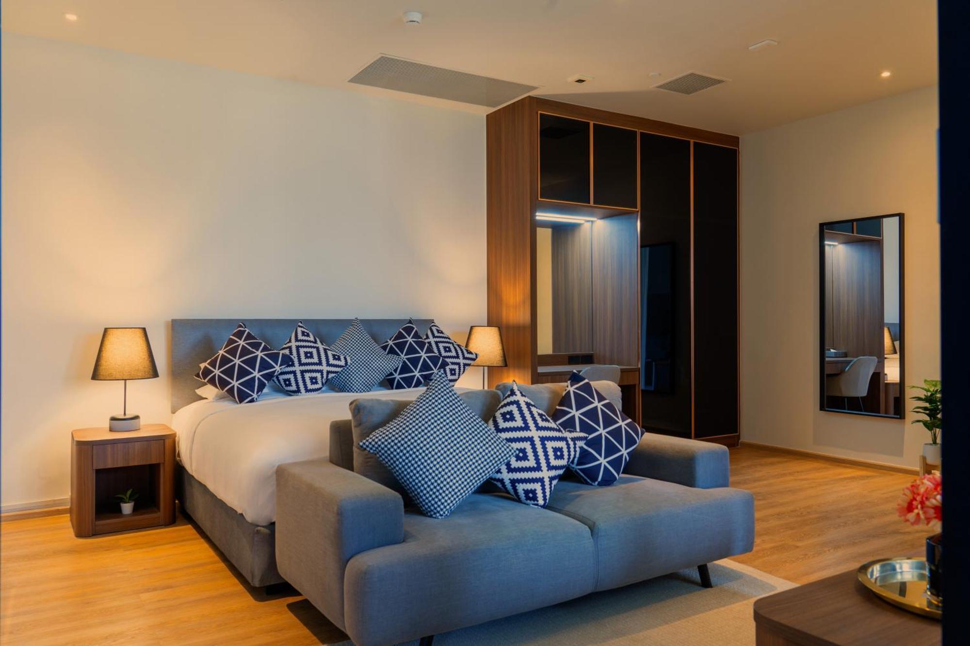 Walton Suites Sukhumvit Banguecoque Exterior foto